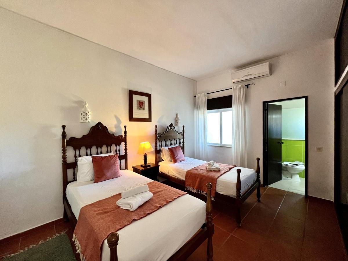 Apartamento Armacao De Pera Twins 3 With Pool By Homing Exterior foto